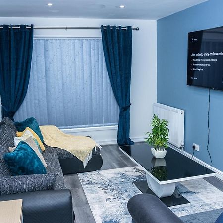 Lush Lodge -Home Away In Telford, For Contractors, Families, Group Of Friends, Long Term Stays Εξωτερικό φωτογραφία