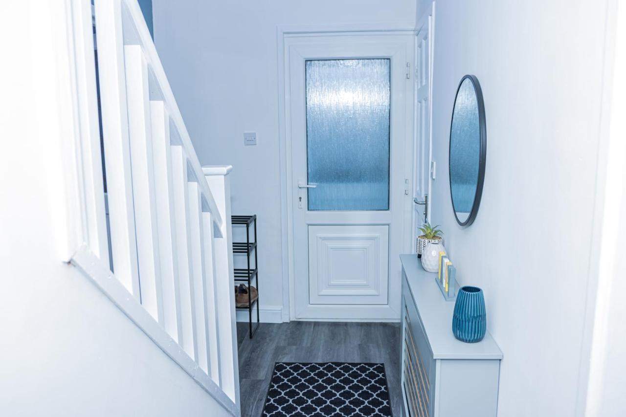 Lush Lodge -Home Away In Telford, For Contractors, Families, Group Of Friends, Long Term Stays Εξωτερικό φωτογραφία